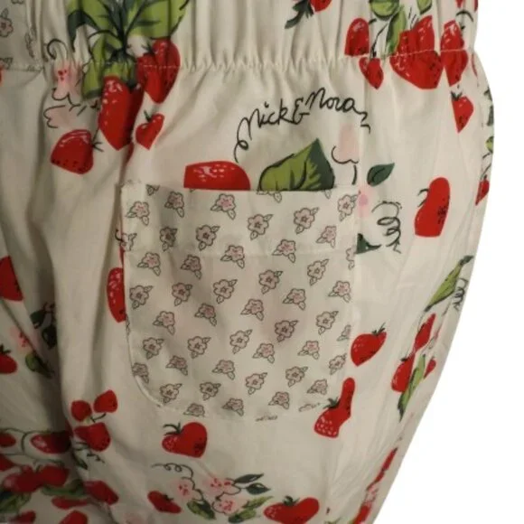 new NICK & NORA For Target Pajama Bottoms, M, Strawberry print, Pockets, Buttons - Picture 7 of 16